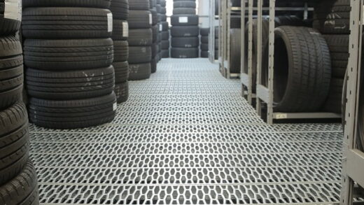stos gumowych opon