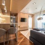 Podłoga do salonu z aneksem