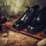 Pielęgnacja skórzanych butów. Jak dobrać szczotki, krem i impregnat do rodzaju skóry?